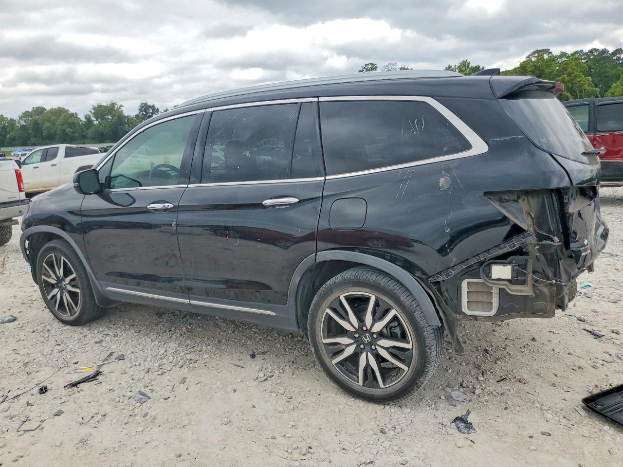 2019 Honda Pilot Touring - Фото 2