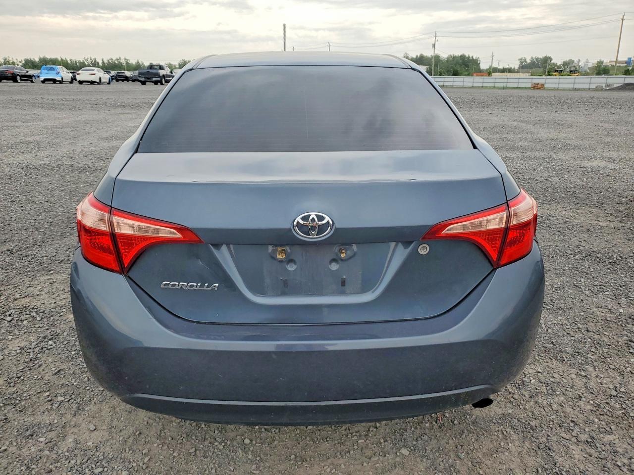 2017 Toyota Corolla L - Фото 6