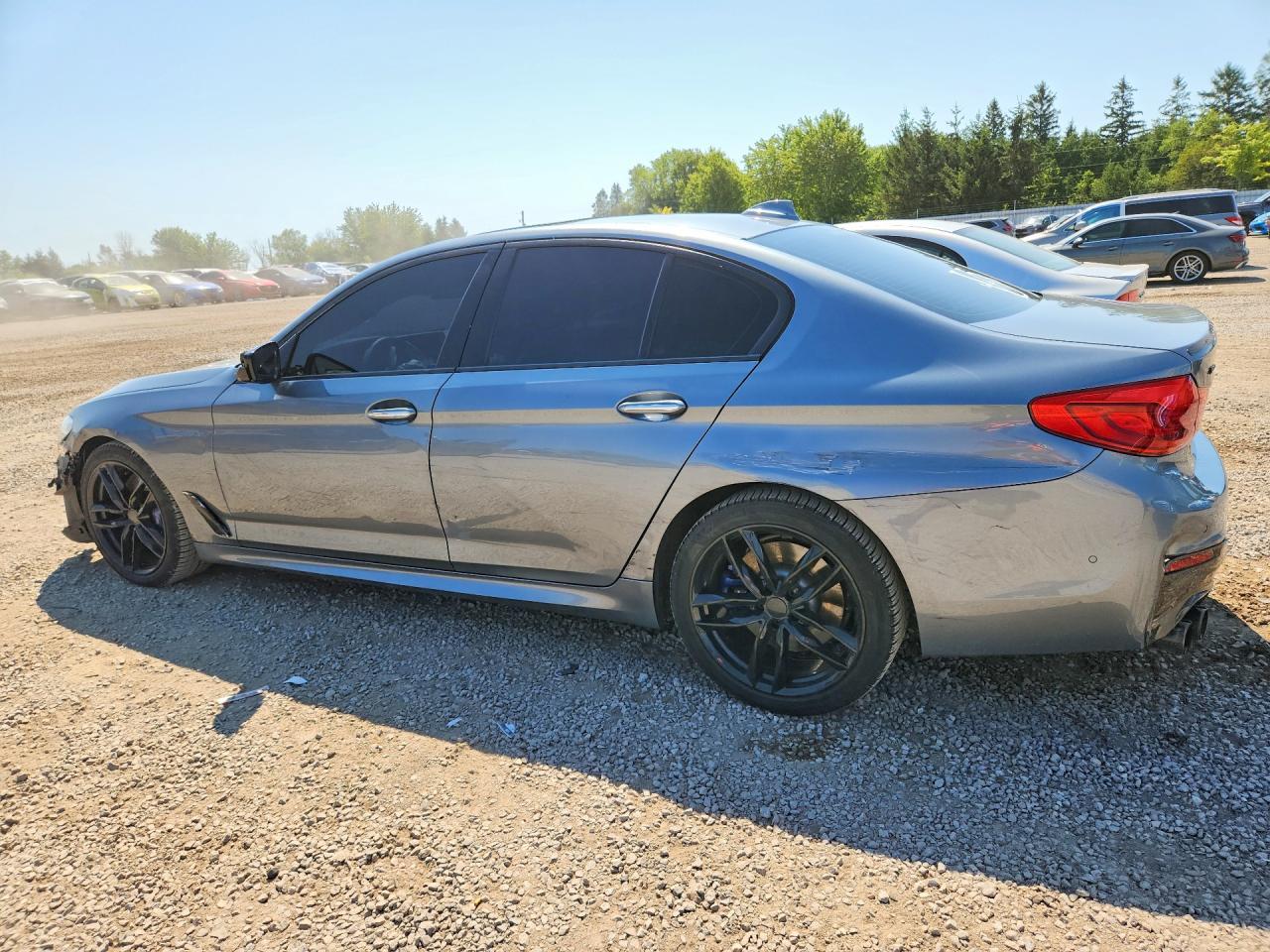 2017 BMW 540 Xi - Image 2
