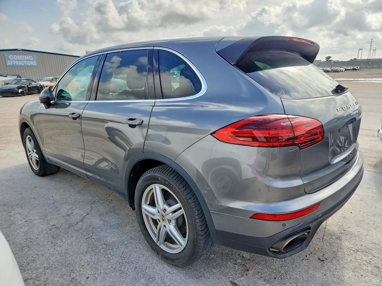 2016 Porsche Cayenne - Image 2
