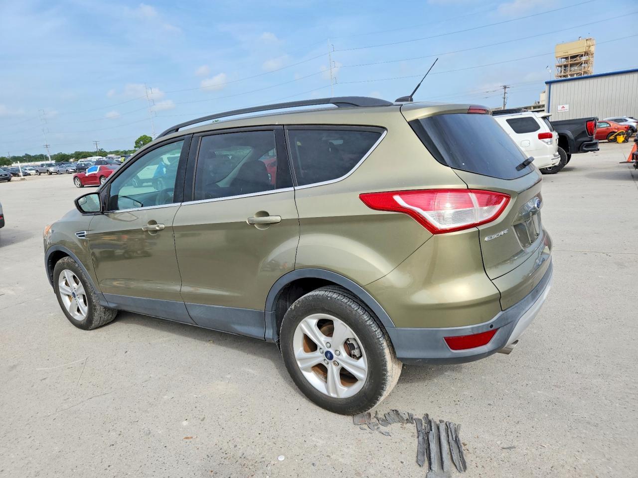 2014 Ford Escape Se - Image 2
