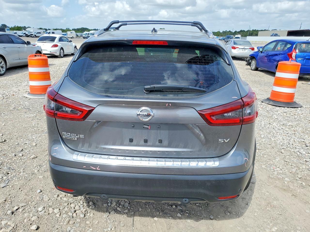 2022 Nissan Rogue Sport Sv - Image 6