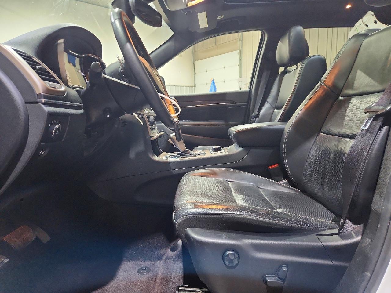 2017 Jeep Grand Cherokee Limited - Image 7