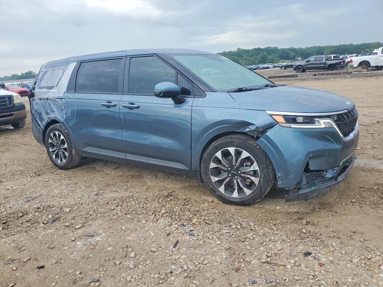 2022 Kia Carnival Ex - Фото 4