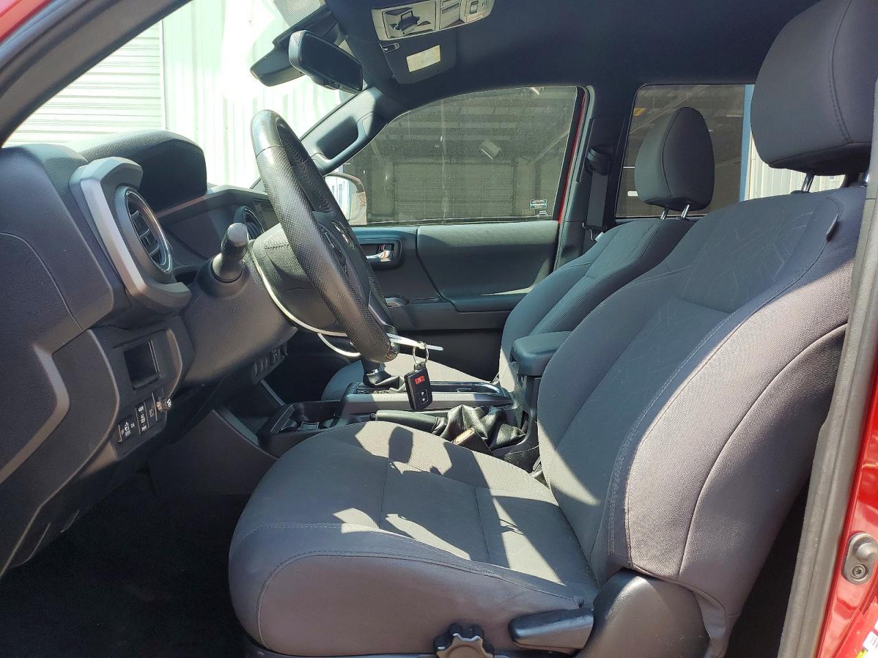 2019 Toyota Tacoma Trd Off-Road - Image 7