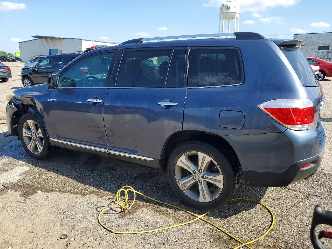 2012 Toyota Highlander Limited - Image 2