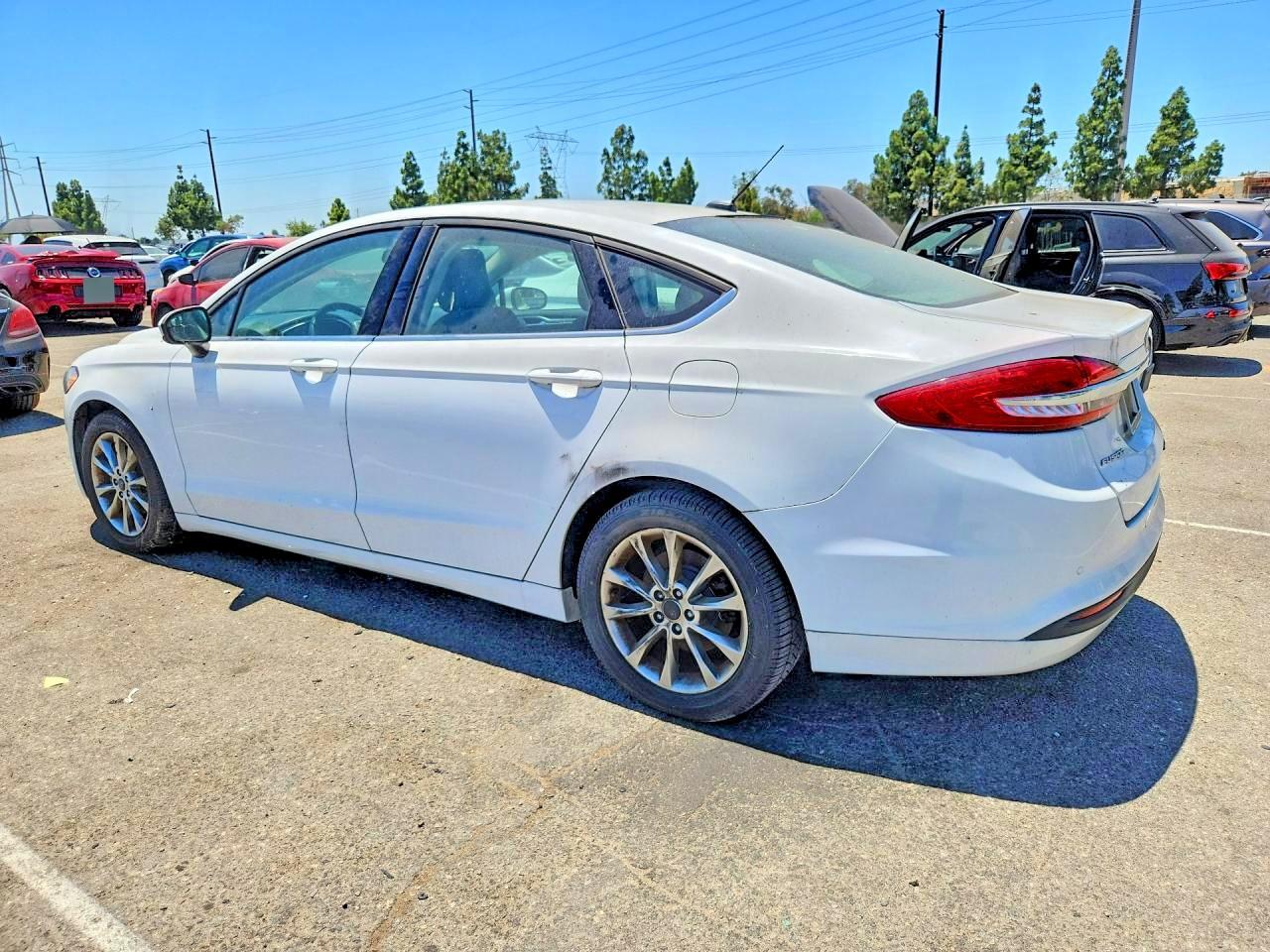 2017 Ford Fusion Se - Фото 2