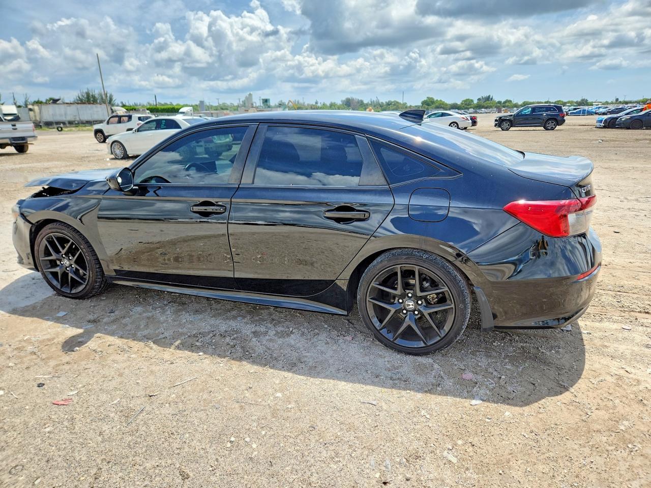 2022 Honda Civic Sport - Фото 2