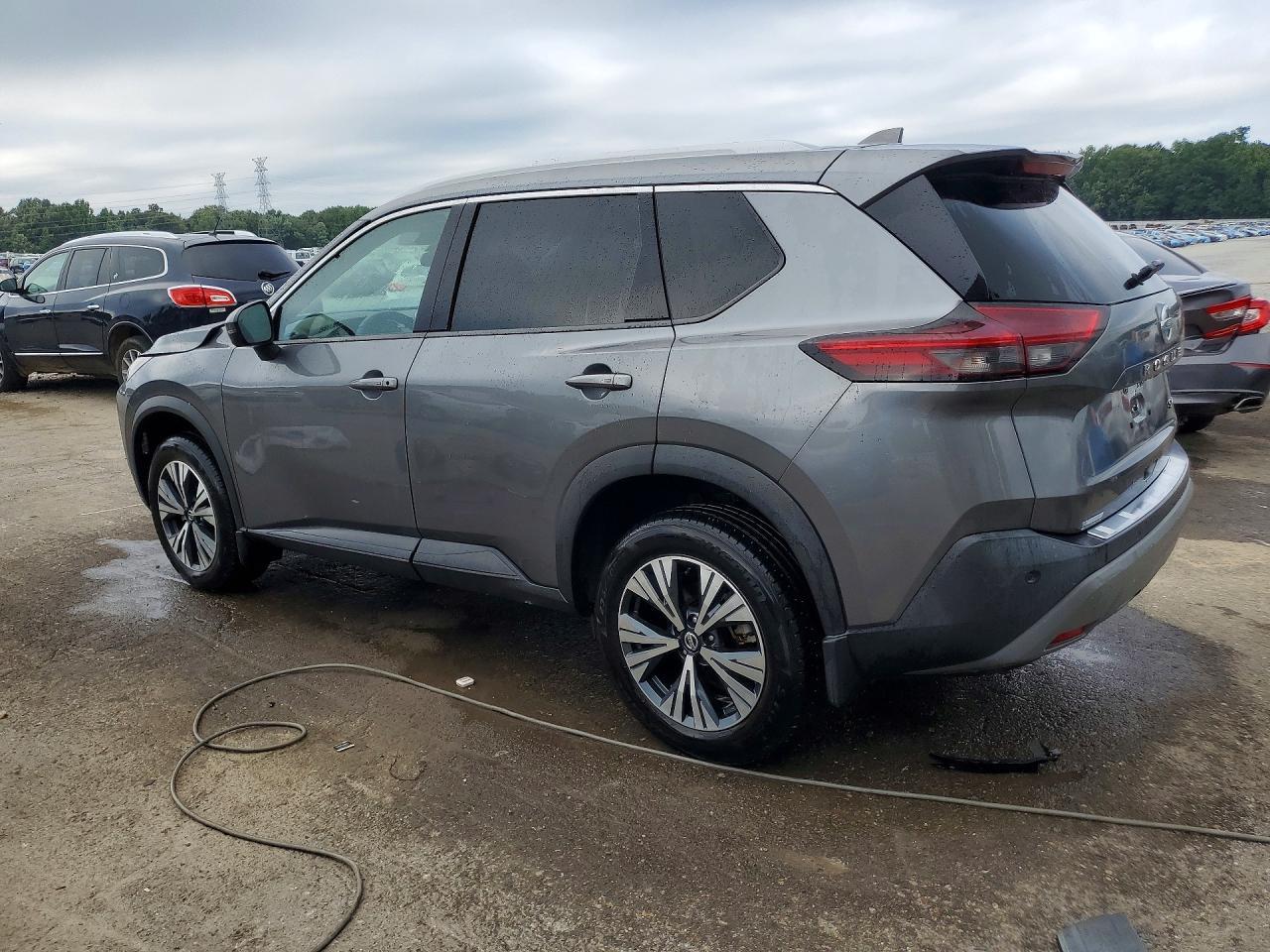 2021 Nissan Rogue Sv - Фото 2