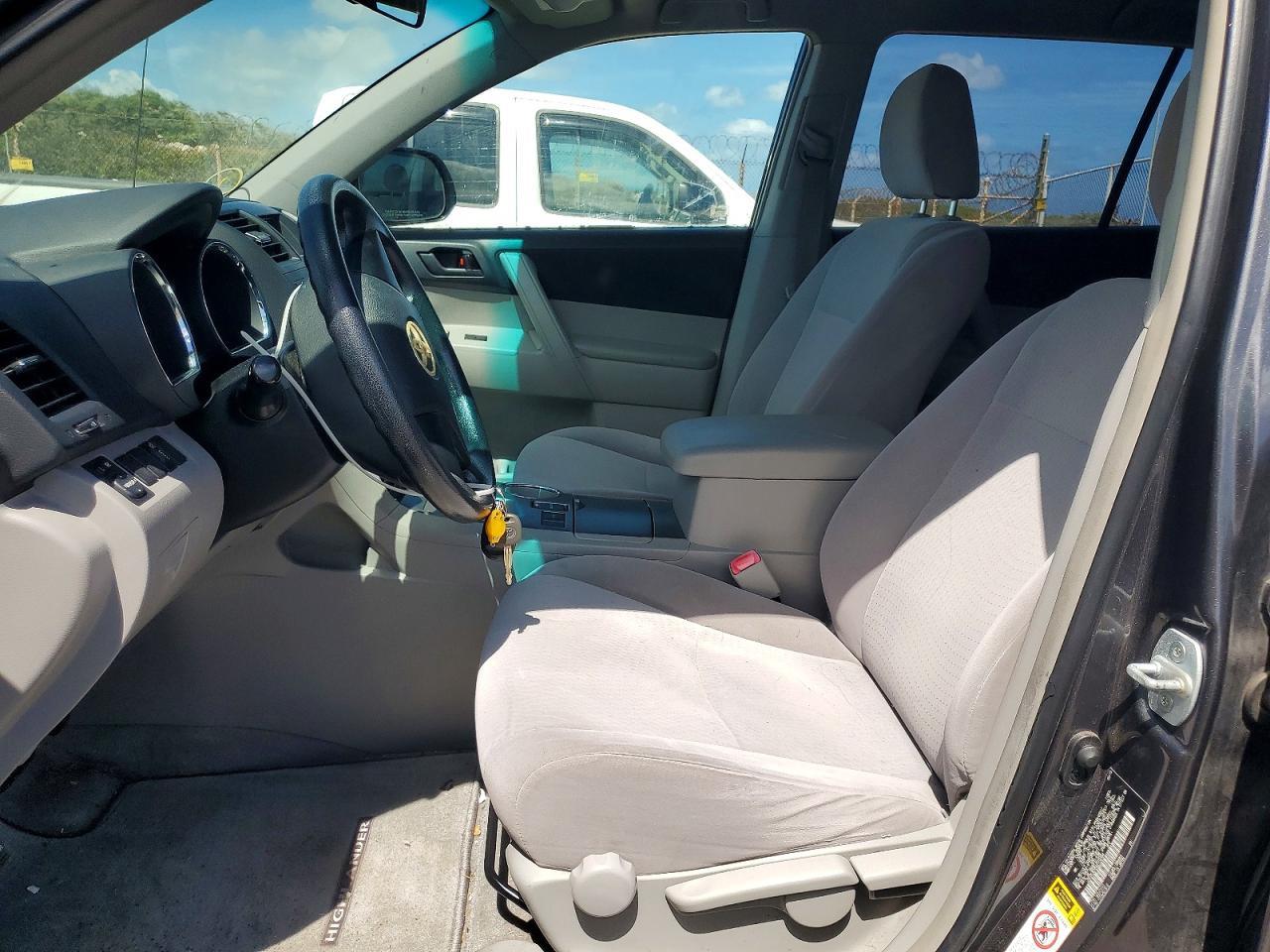 2010 Toyota Highlander Base - Фото 7