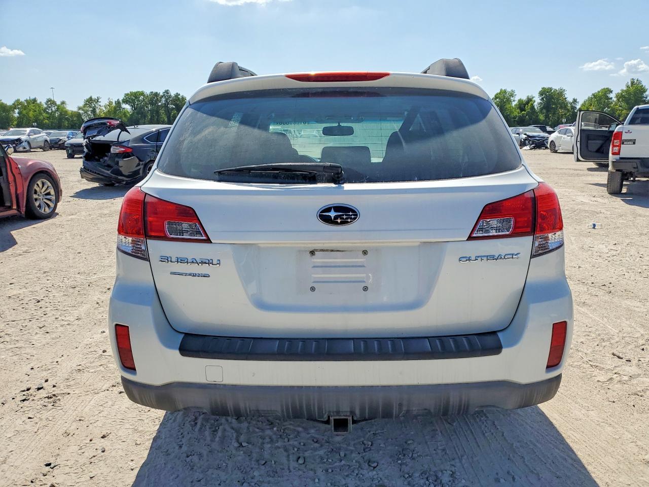 2012 Subaru Outback 2.5I - Фото 6
