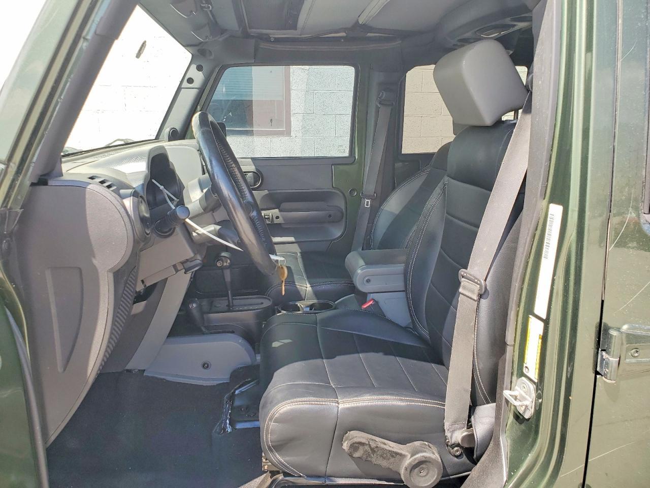 2008 Jeep Wrangler Unlimited X - Image 7