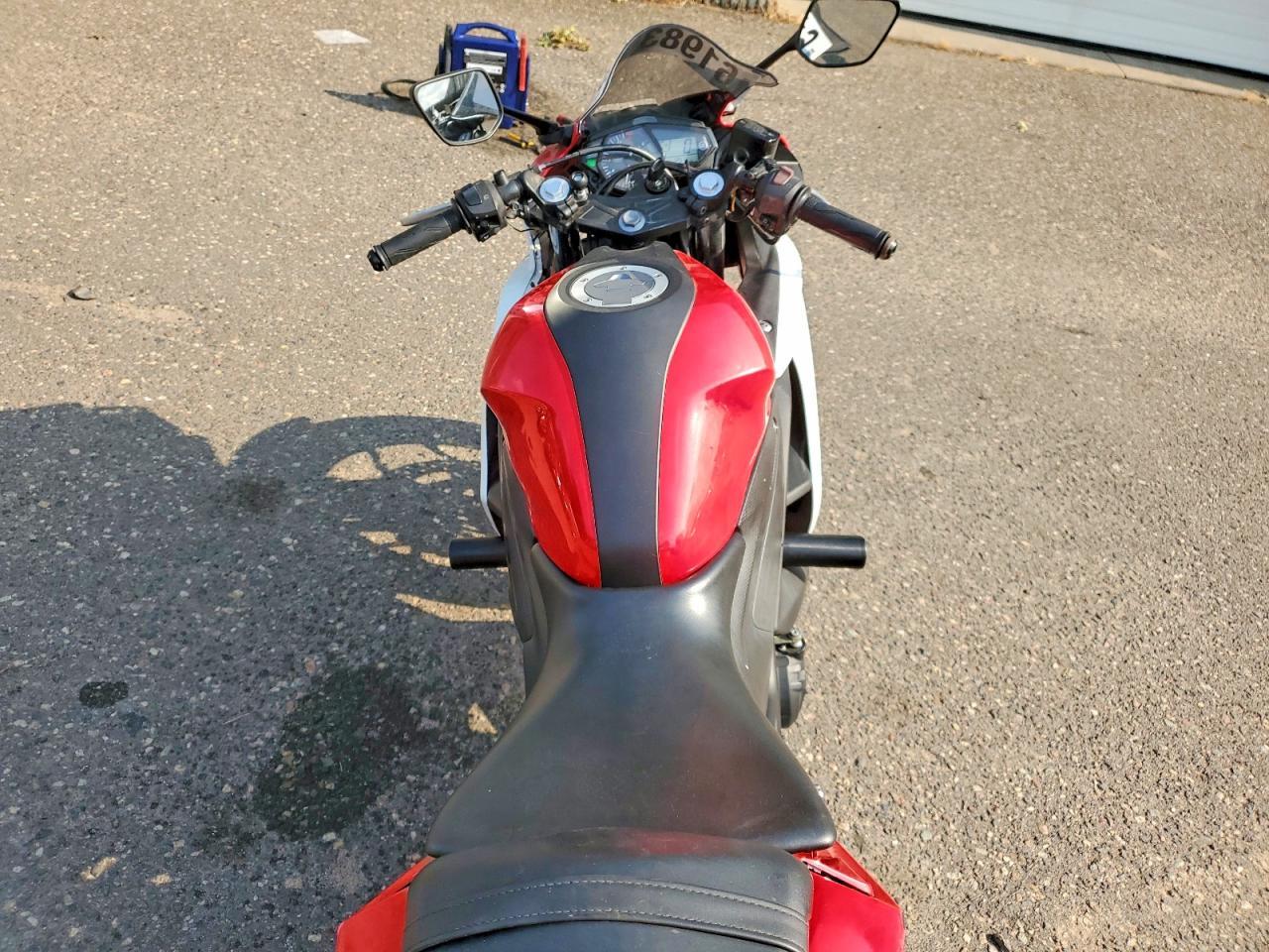 2015 Yamaha Yzf-R3 - Image 6