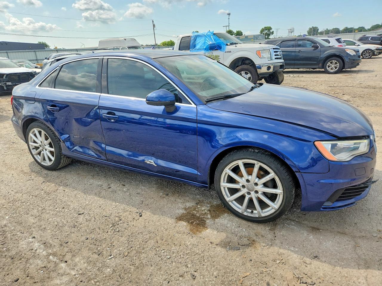 2015 Audi A3 Premium Plus - Фото 4