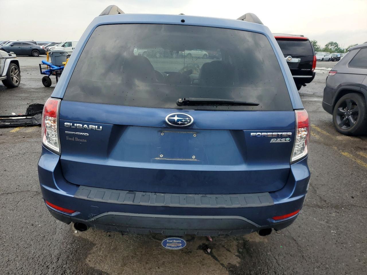 2011 Subaru Forester Limited - Фото 6