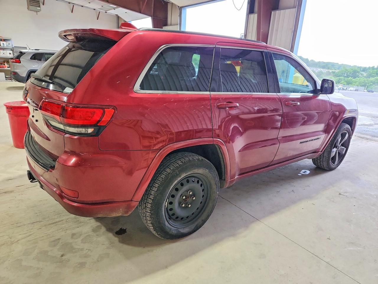 2015 Jeep Grand Cherokee Laredo - Фото 3