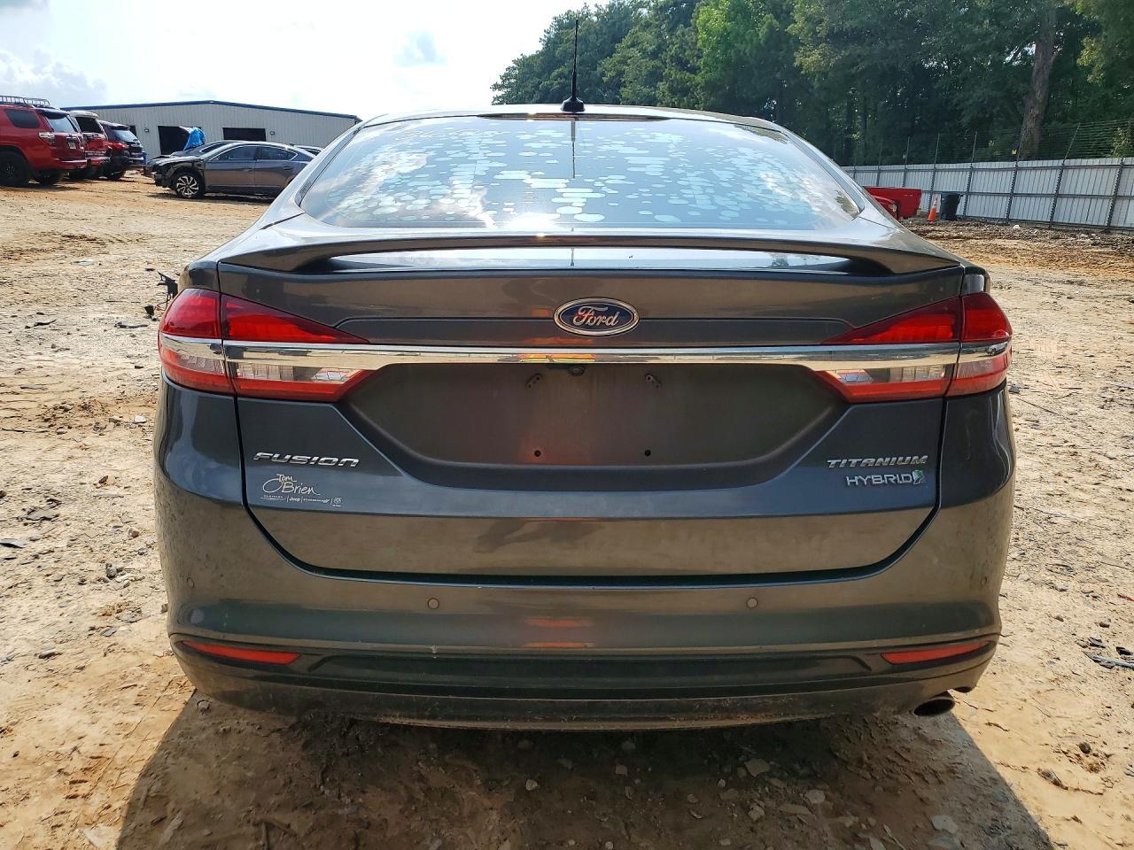 2017 Ford Fusion Titanium Hev - Фото 6