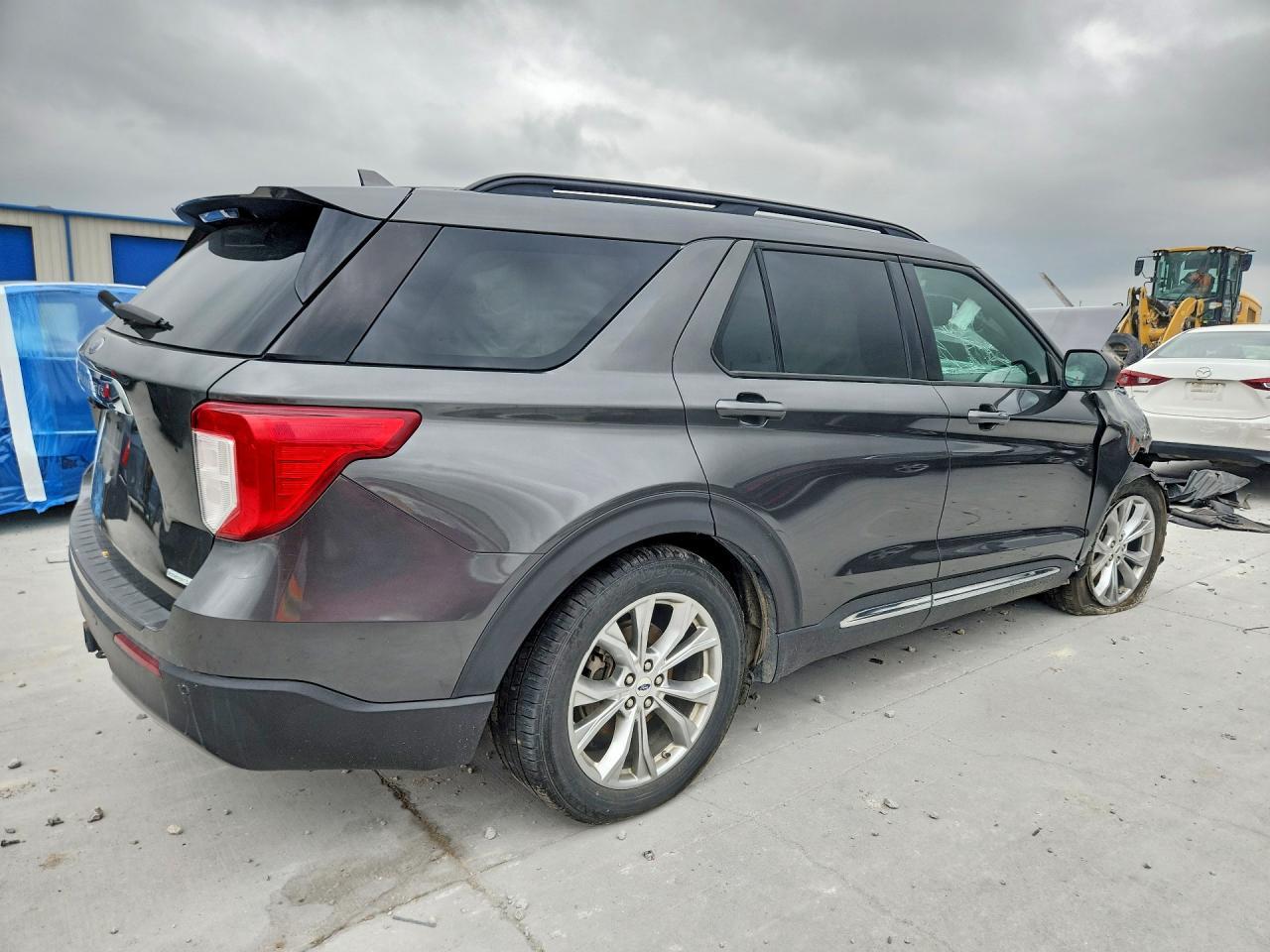 2020 Ford Explorer Xlt - Фото 3