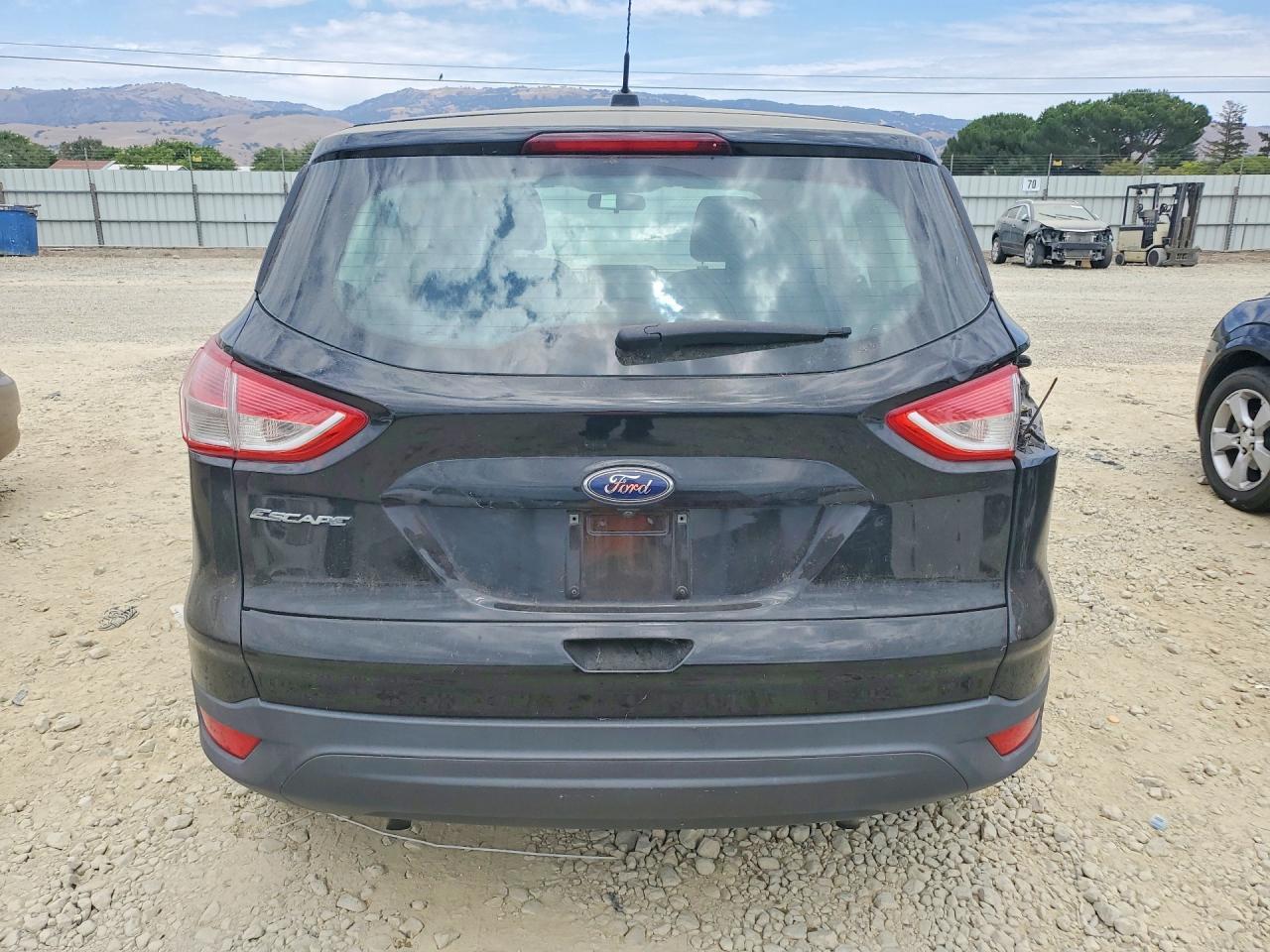 2016 Ford Escape S - Фото 6
