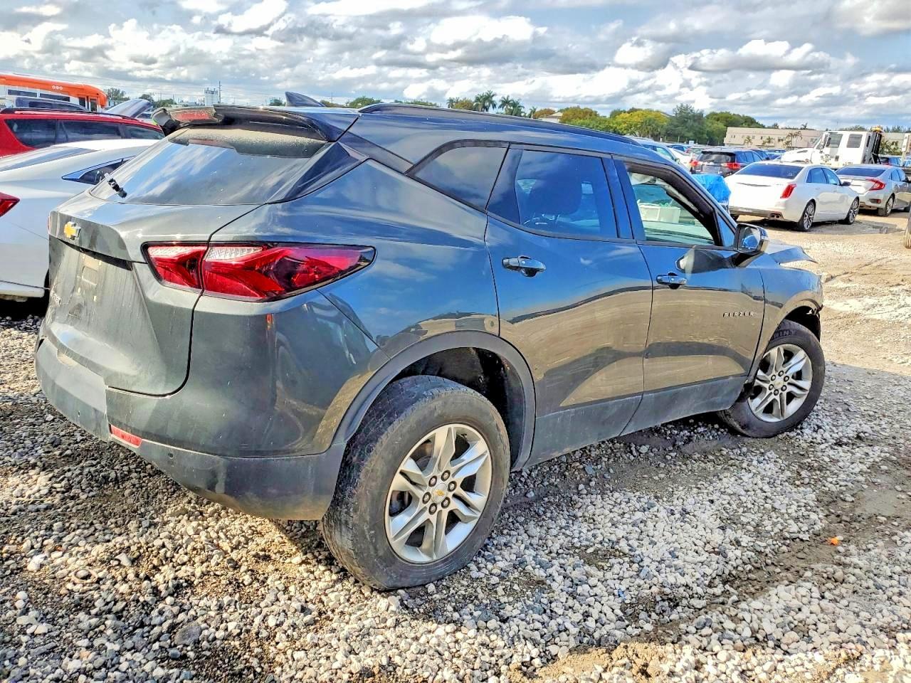 2019 Chevrolet Blazer 1Lt - Фото 3