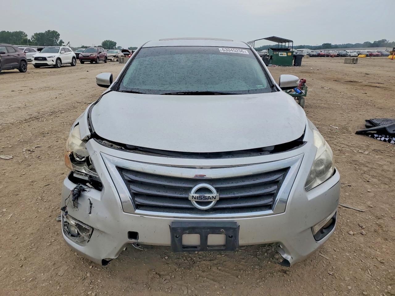 2015 Nissan Altima 2.5 Sv - Image 5