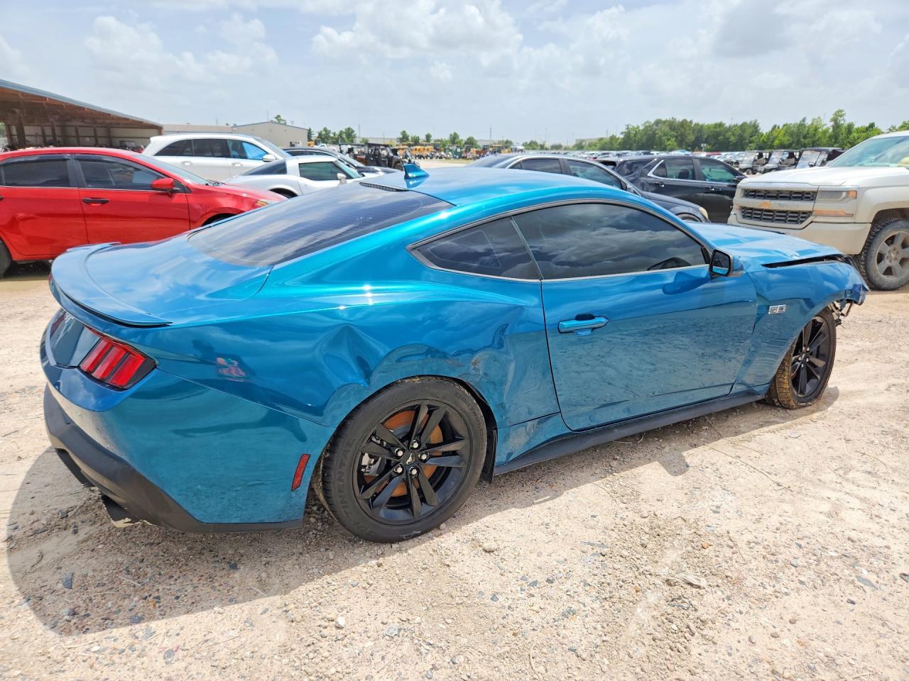 2026 Ford Mustang Gt - Фото 3