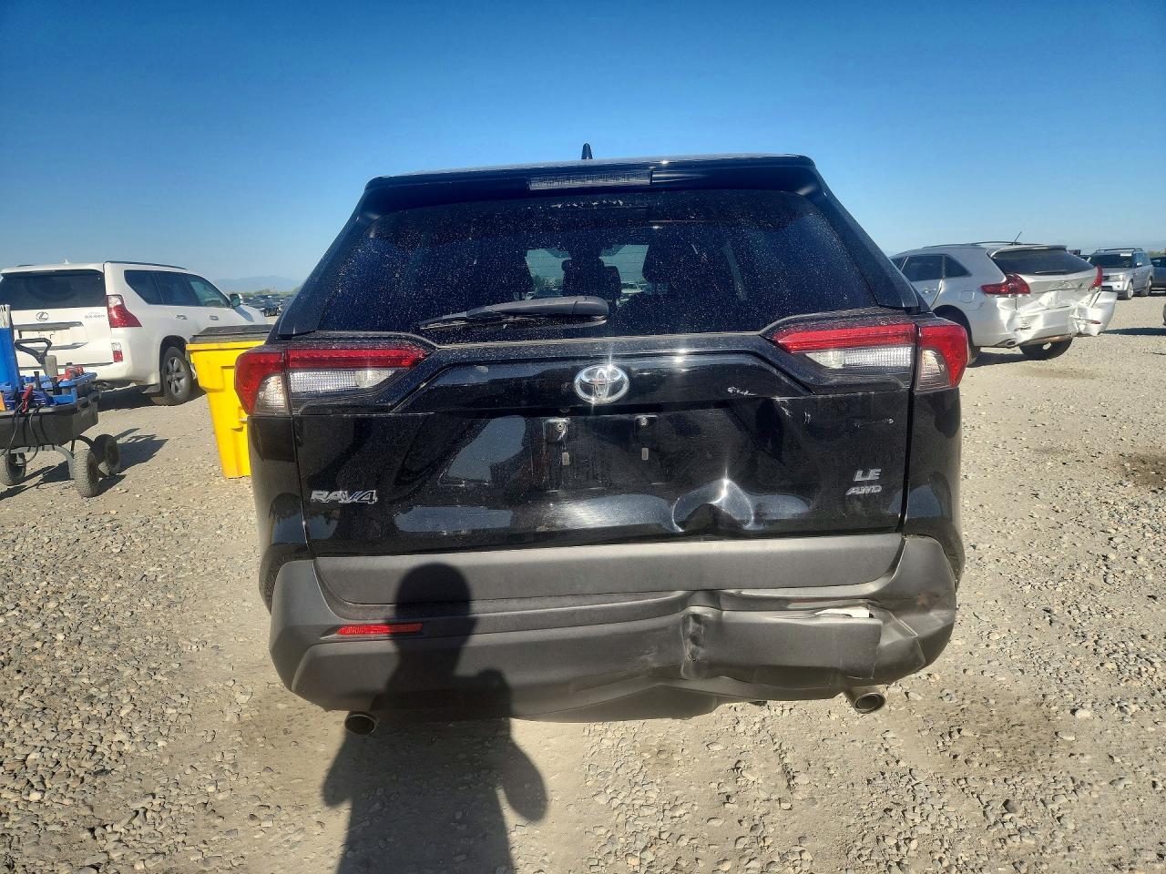 2020 Toyota Rav4 Le - Image 6