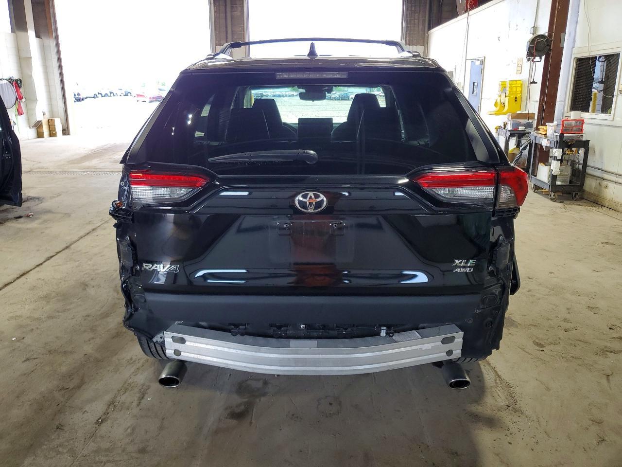 2024 Toyota Rav4 Xle Premium - Фото 6
