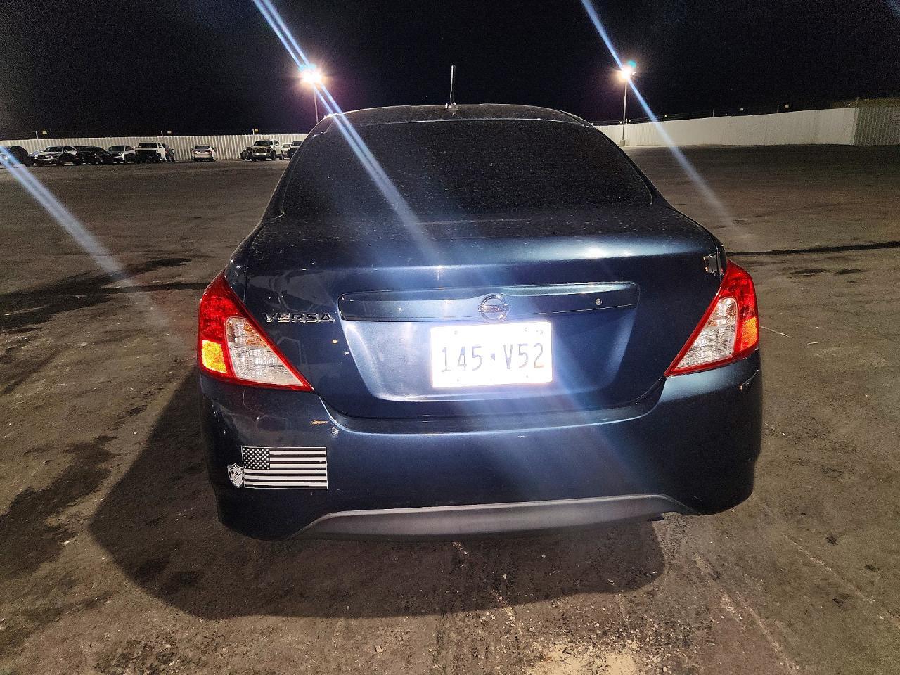 2015 Nissan Versa 1.6 S - Image 6