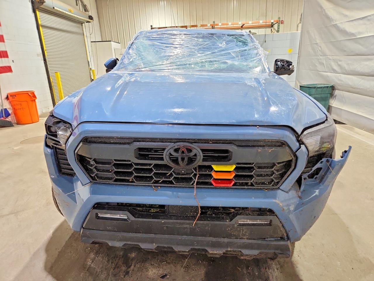 2026 Toyota Tacoma Trd Off-Road - Image 5