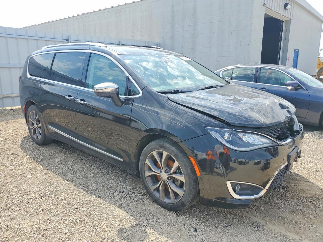 2017 Chrysler Pacifica Limited - Фото 4