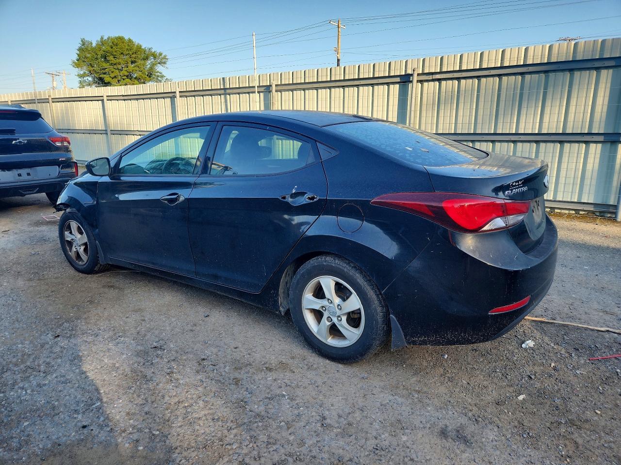 2015 Hyundai Elantra Se - Фото 2