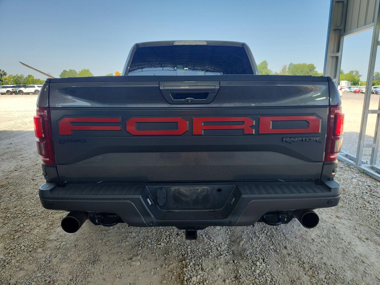 2017 Ford F150 Raptor - Фото 6