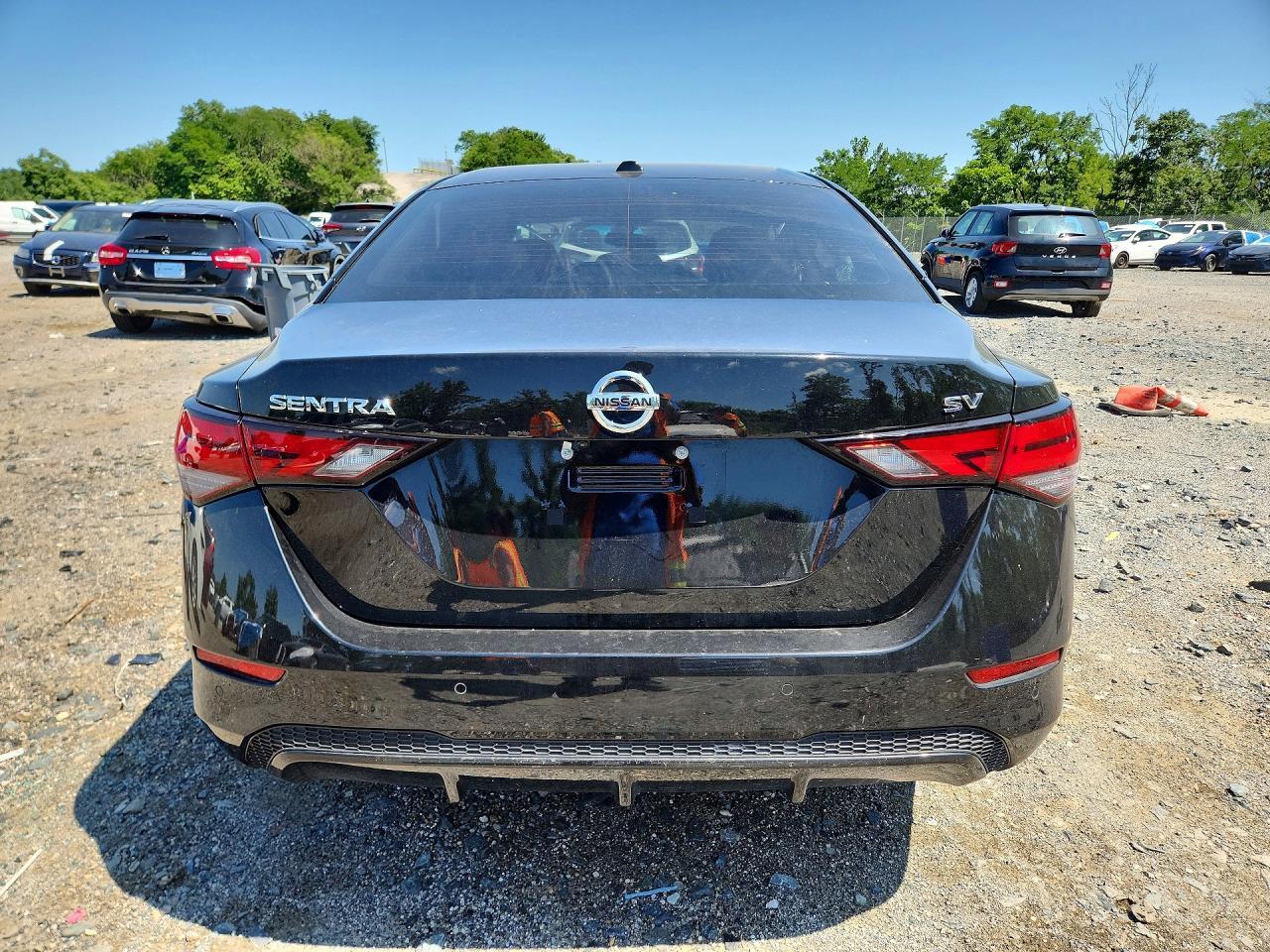 2022 Nissan Sentra Sv - Image 6