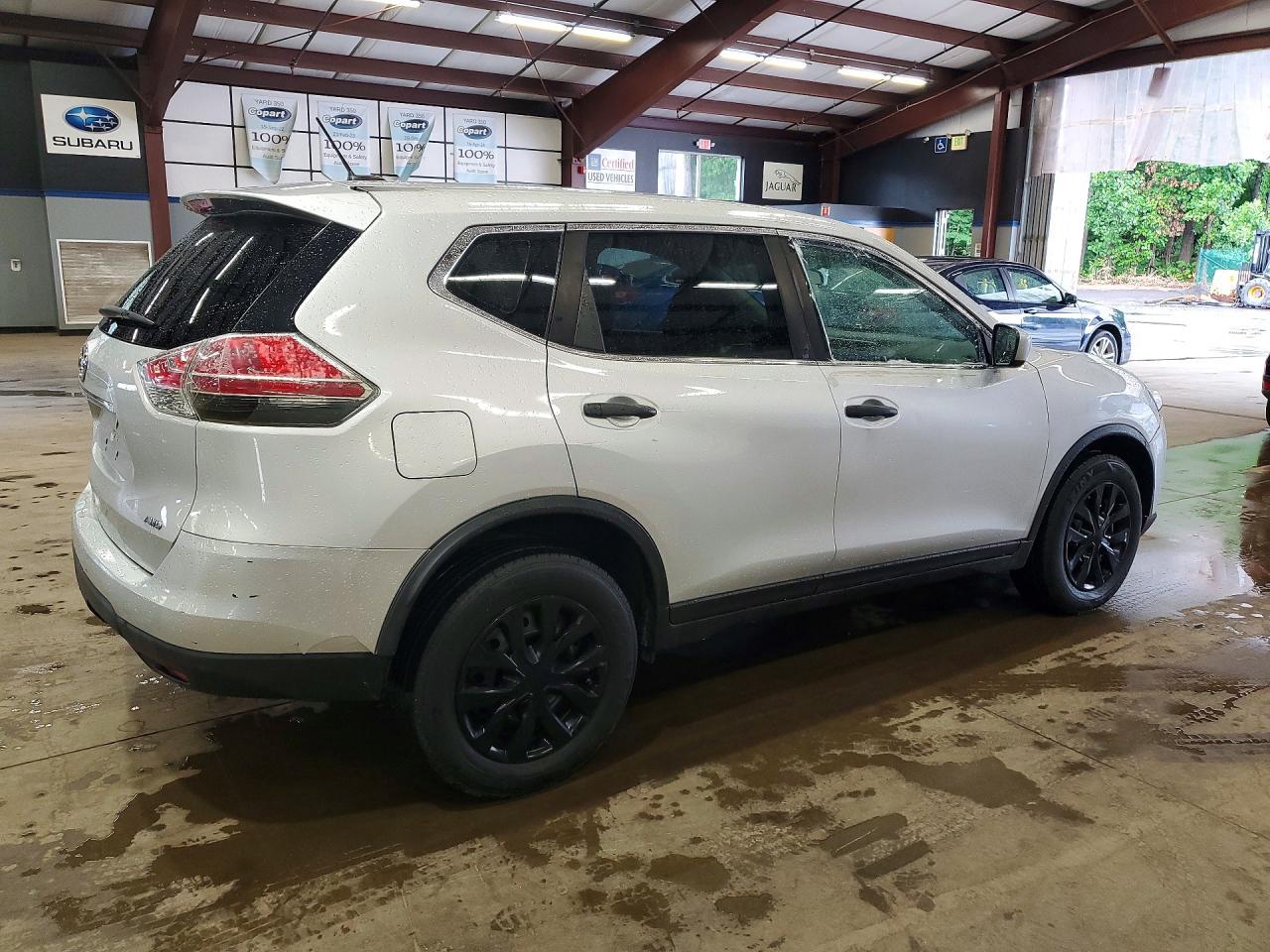 2016 Nissan Rogue S - Фото 3
