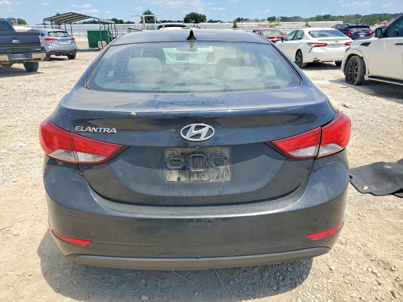 2014 Hyundai Elantra Se - Image 6