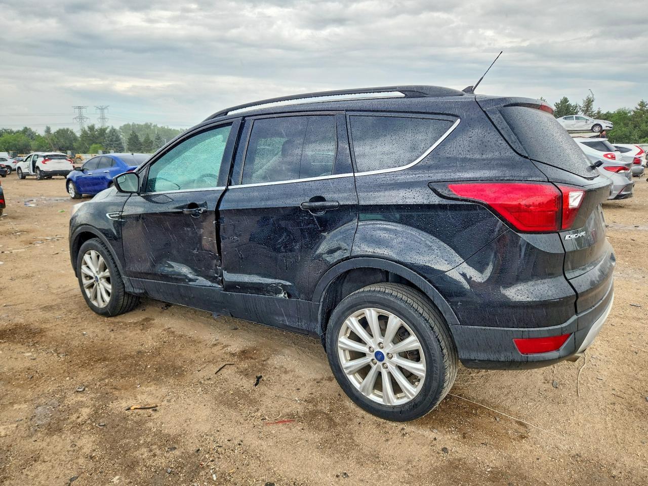 2019 Ford Escape Sel - Image 2