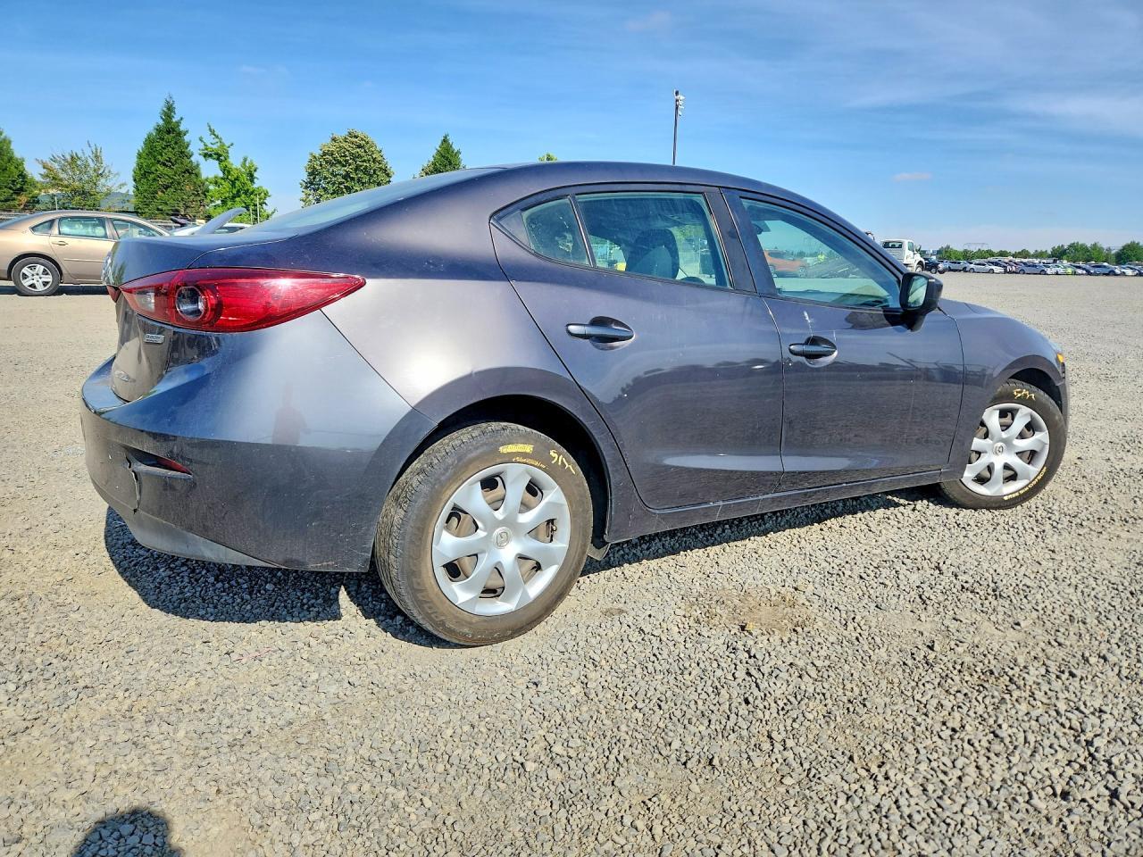 2017 Mazda 3 Sport - Фото 3