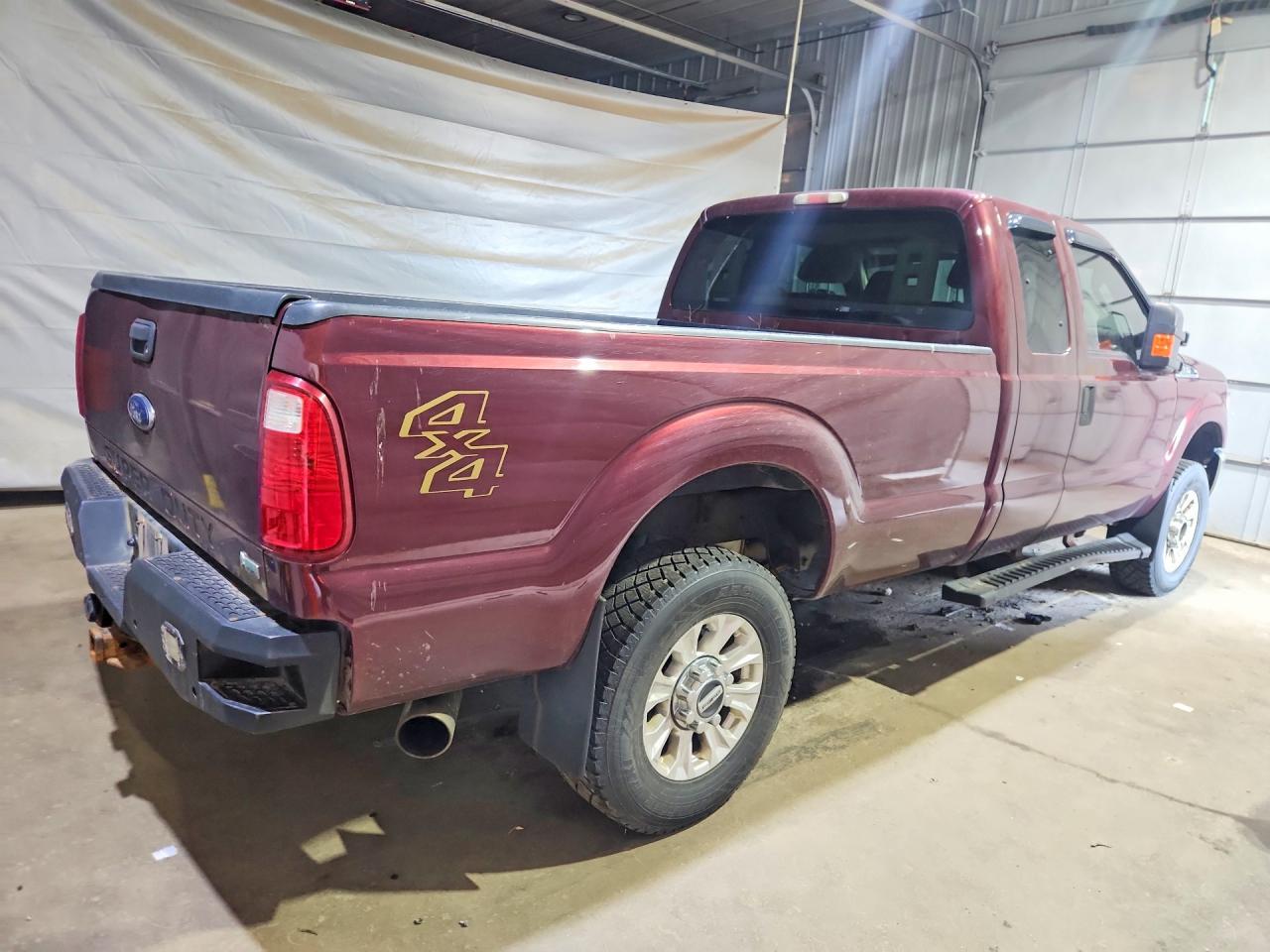 2011 Ford F250 Super Duty - Фото 3