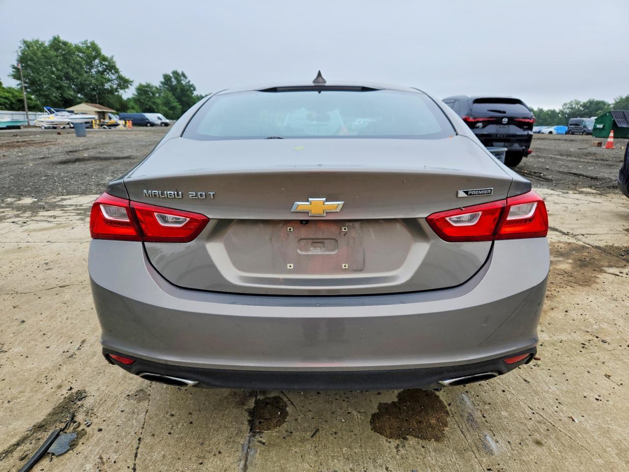 2018 Chevrolet Malibu Premier - Фото 6