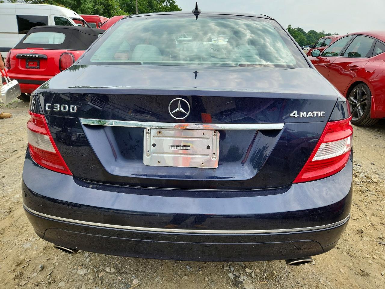 2010 Mercedes-Benz C 300 4Matic - Фото 6