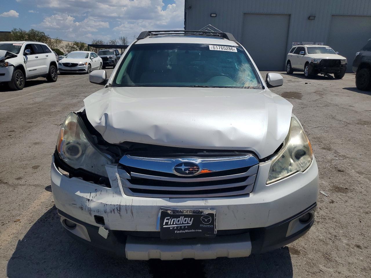 2011 Subaru Outback 2.5I Limited - Фото 5