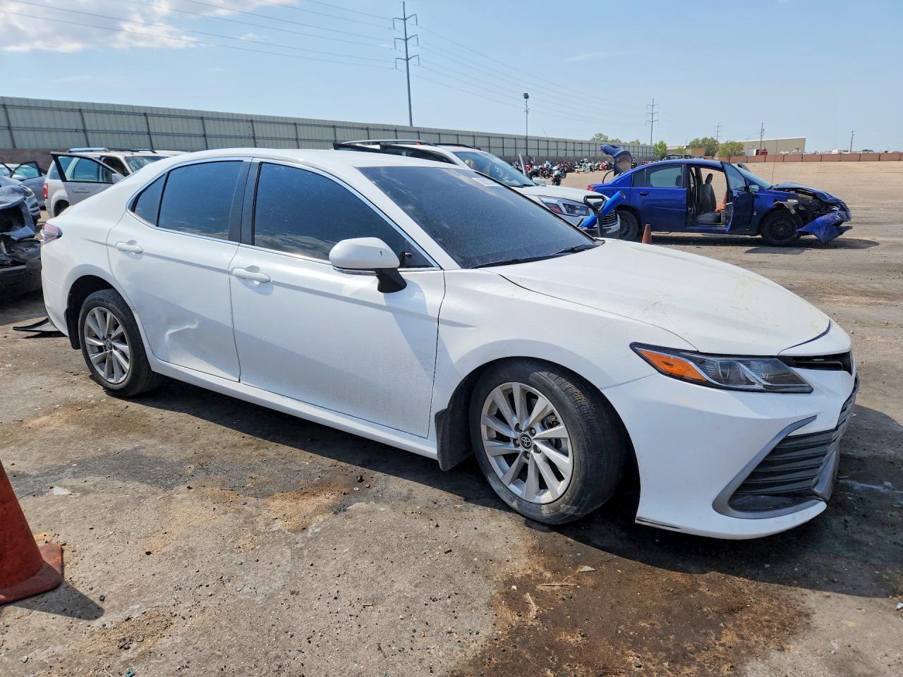2024 Toyota Camry Le - Фото 4