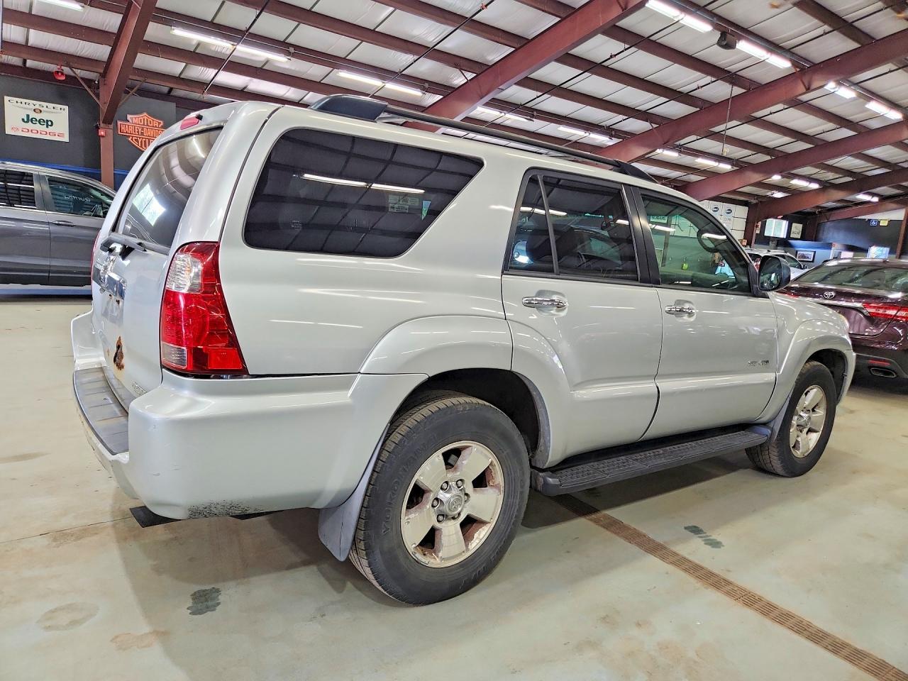 2009 Toyota 4Runner Sr5 - Image 3