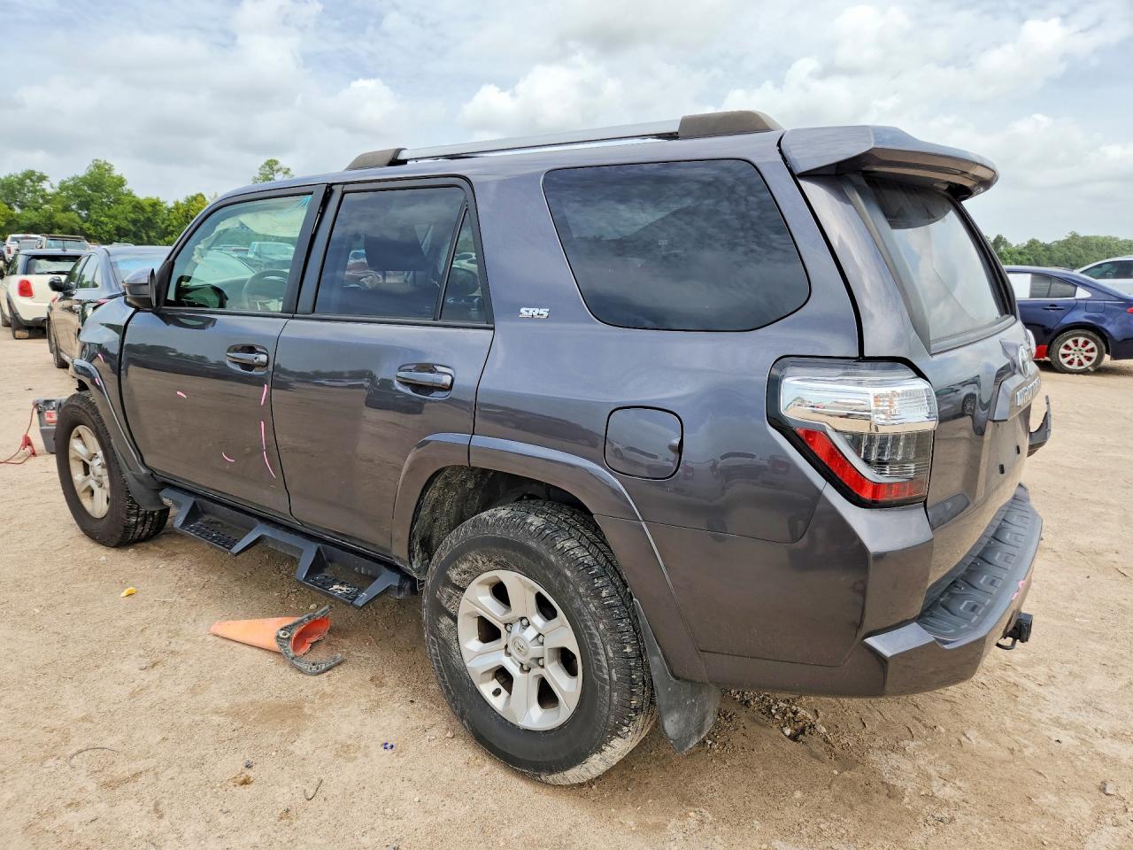 2023 Toyota 4Runner Sr5 - Фото 2