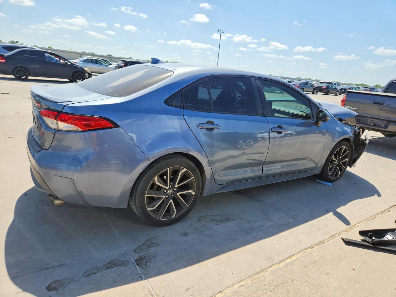 2022 Toyota Corolla Se - Фото 3