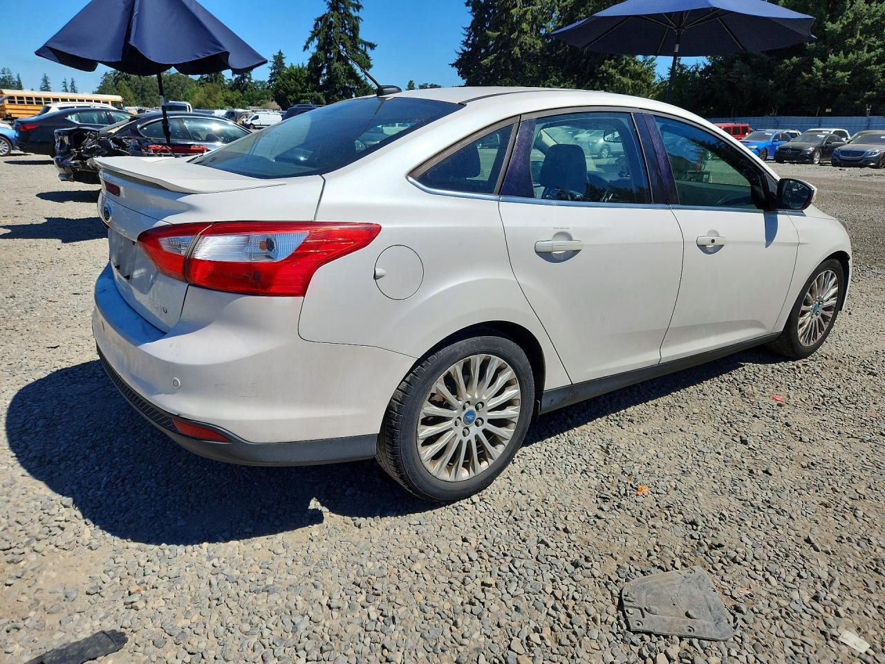 2012 Ford Focus Titanium - Image 3