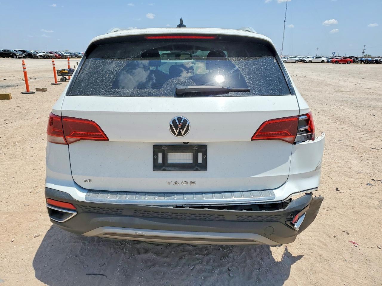 2022 Volkswagen Taos Se - Фото 6