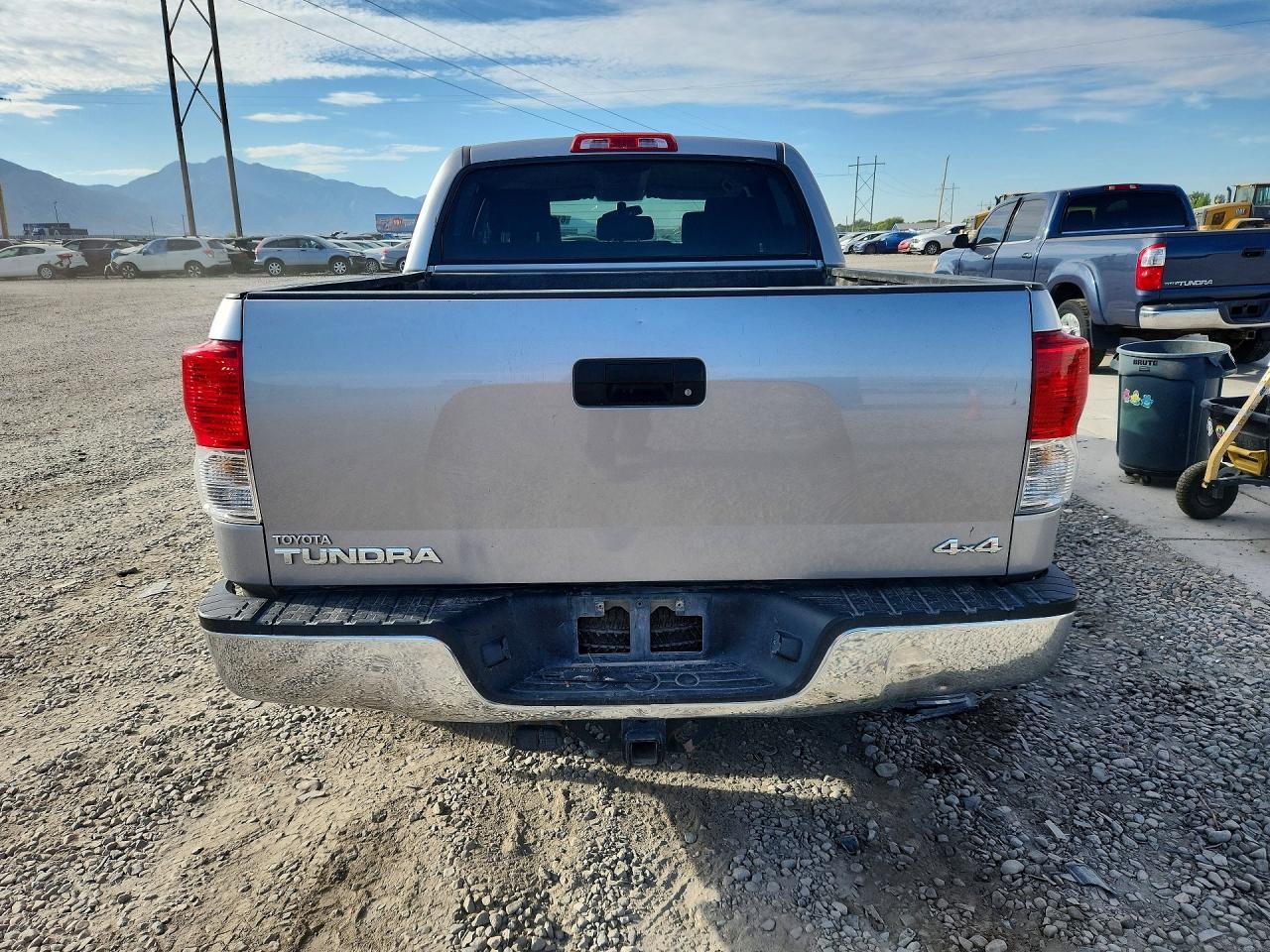2010 Toyota Tundra Crewmax Sr5 - Image 6