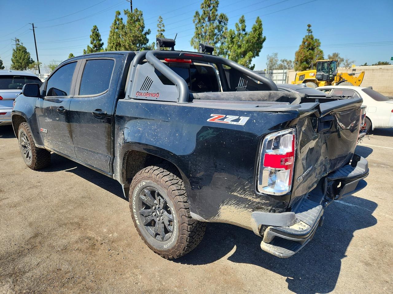2017 Chevrolet Colorado Z71 - Фото 2